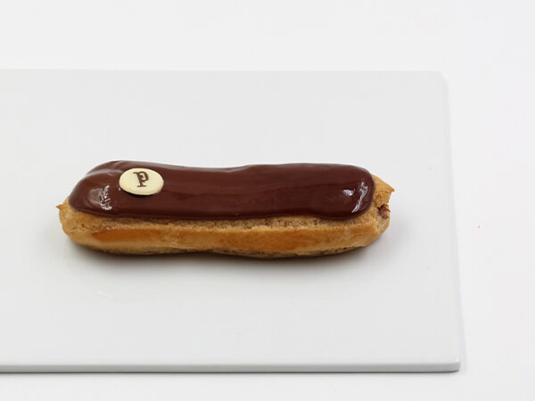 L&rsquo;éclair au chocolat Pradier – Avis +